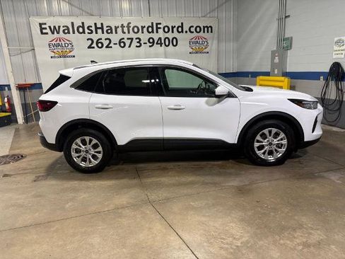 Certified 2023 Ford Escape Active w/ Tech Pack #2 AWD/4WD image 9