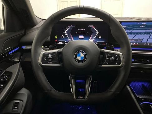 Used 2026 BMW 530i RWD image 12
