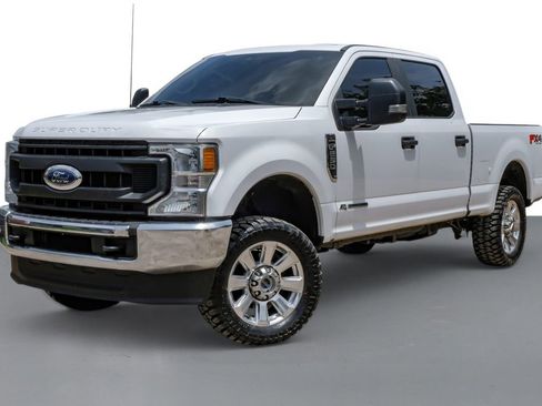 Used 2020 Ford F250 XL w/ Power Equipment Group AWD/4WD image 4