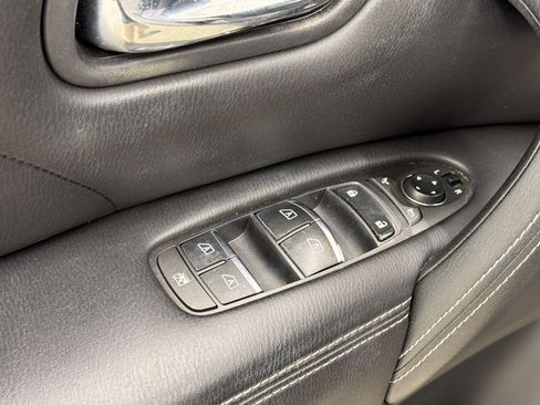 Used 2015 INFINITI QX80 4WD w/ Deluxe Technology Package image 26