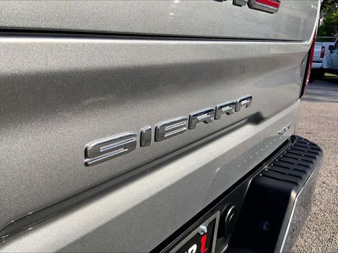 Used 2026 GMC Sierra 1500 SLT AWD/4WD image 31