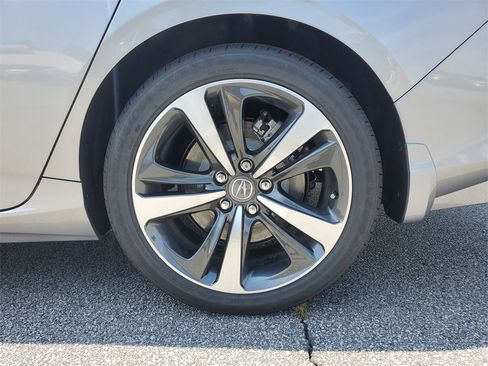 New 2025 Acura TLX w/ Technology Package image 9