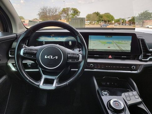 Used 2023 Kia Sportage SX Prestige image 6