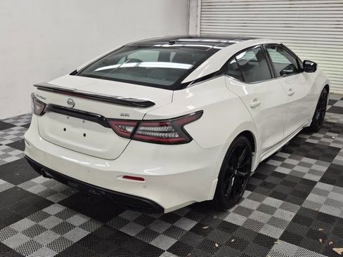 Certified 2023 Nissan Maxima SR w/ Sport Mat Group image 6