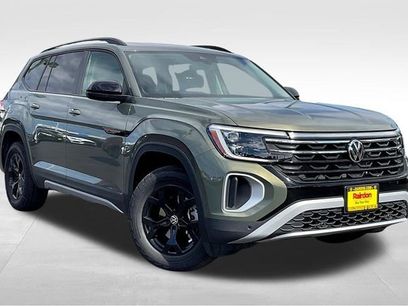 New 2025 Volkswagen Atlas Peak Edition SE