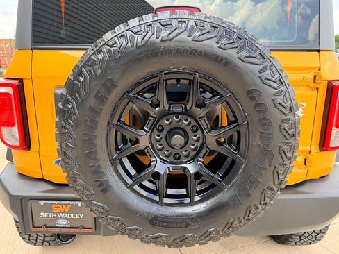 Certified 2022 Ford Bronco 2-Door AWD/4WD image 13