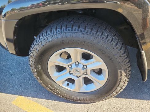 Used 2023 Toyota 4Runner SR5 AWD/4WD image 19