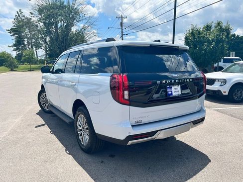 New 2026 Ford Expedition Platinum AWD/4WD image 3