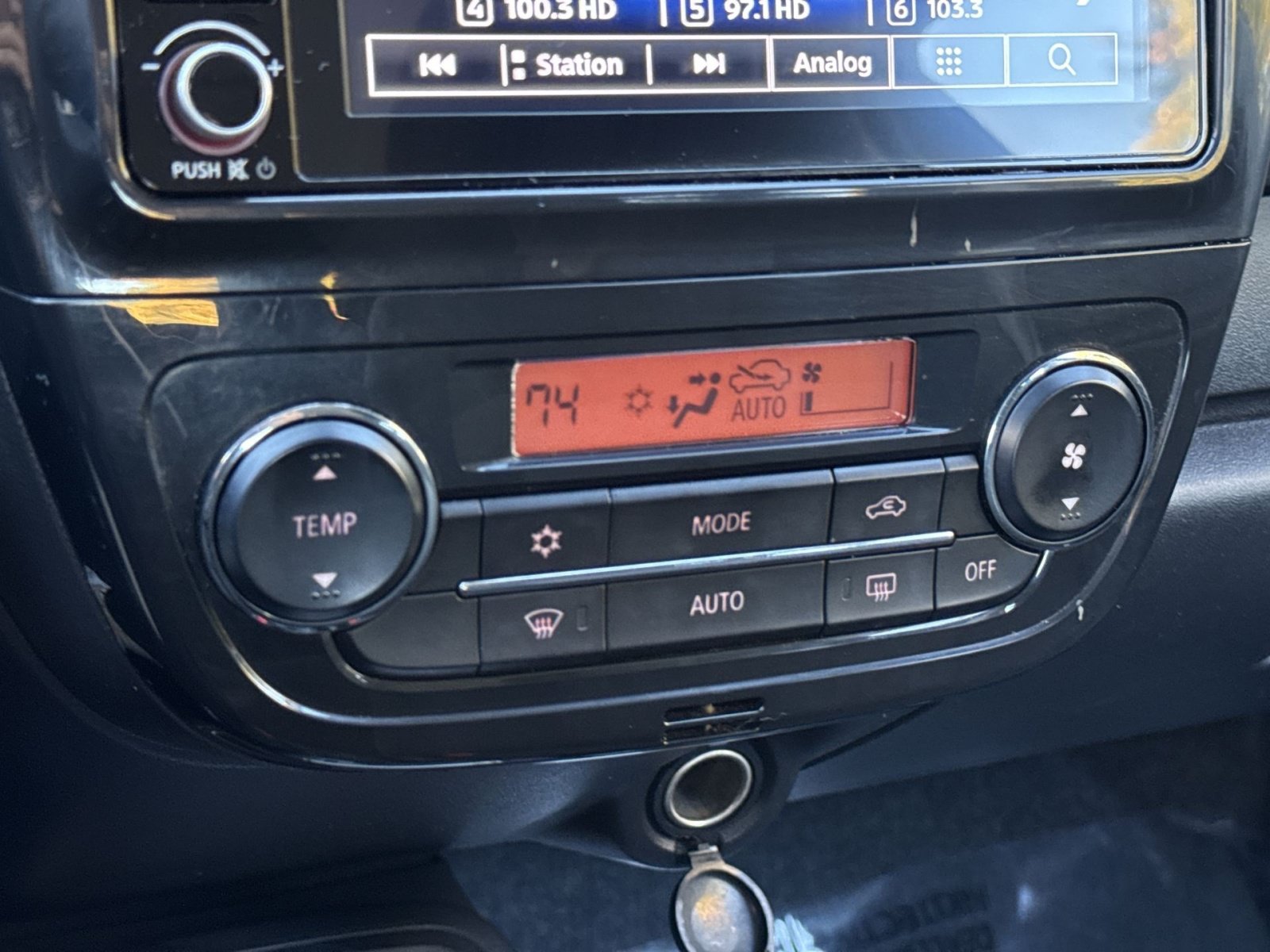 Used 2024 Mitsubishi Mirage ES FWD image 26