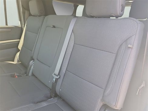 New 2026 Chevrolet Suburban LS image 13