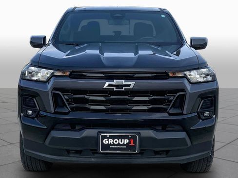 Used 2024 Chevrolet Colorado LT w/ LT Convenience Package image 4