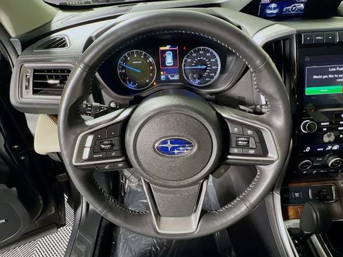 Used 2022 Subaru Ascent Touring AWD/4WD image 10