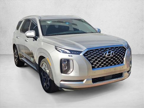 Used 2021 Hyundai Palisade Calligraphy image 3