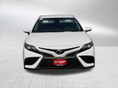 Certified 2024 Toyota Camry SE FWD image 7