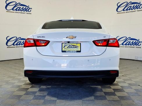 Used 2025 Chevrolet Malibu LT FWD image 4