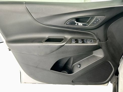 Used 2024 Chevrolet Equinox LT AWD/4WD image 22
