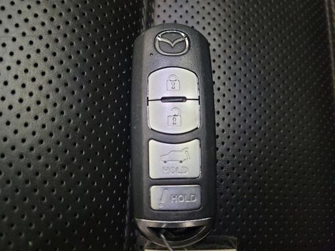 Used 2019 MAZDA CX-5 Signature AWD/4WD image 32