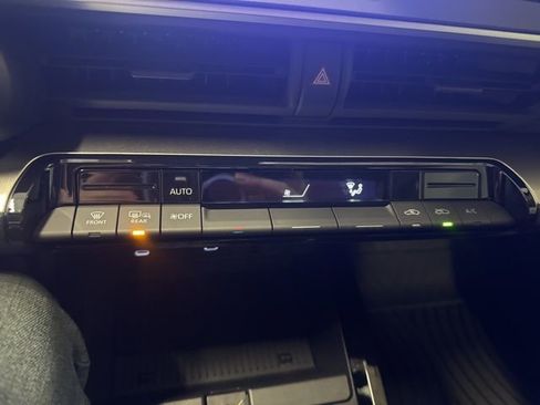 New 2026 Toyota Prius LE image 40