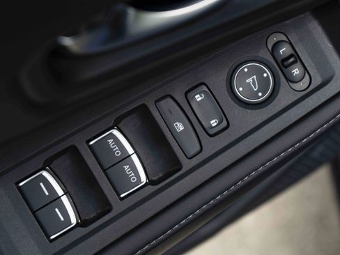 Used 2023 Honda Accord Sport image 37