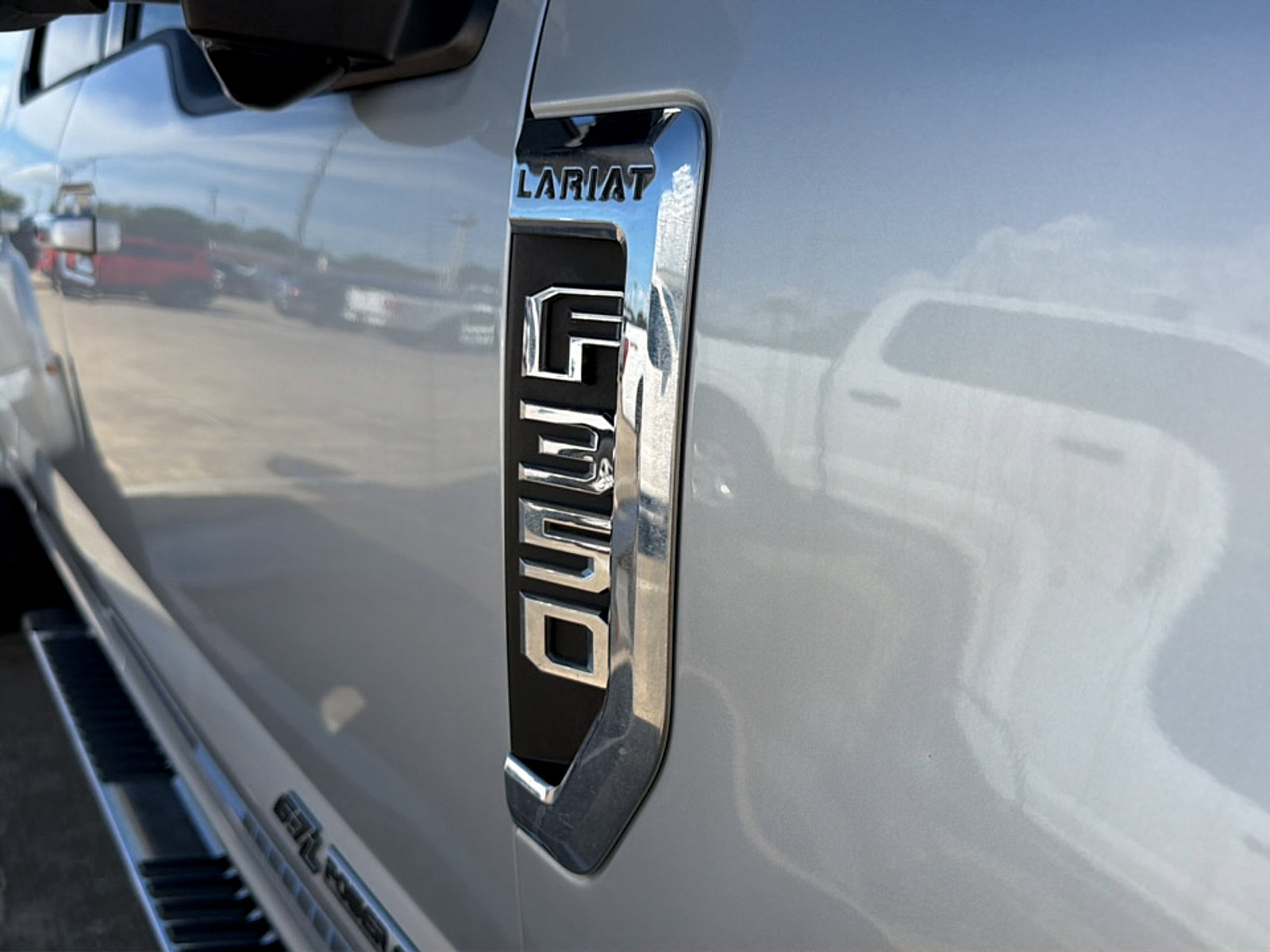 Used 2019 Ford F350 Lariat w/ Lariat Ultimate Package AWD/4WD image 9