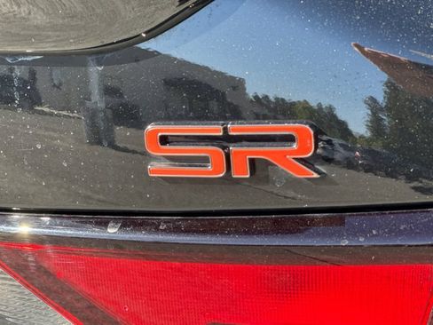 Used 2024 Nissan Sentra SR FWD image 25
