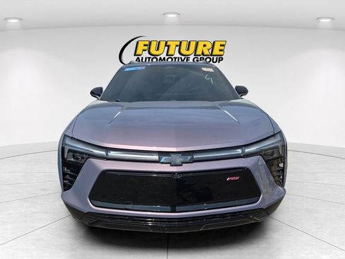 Used 2024 Chevrolet Blazer EV RS AWD/4WD image 2