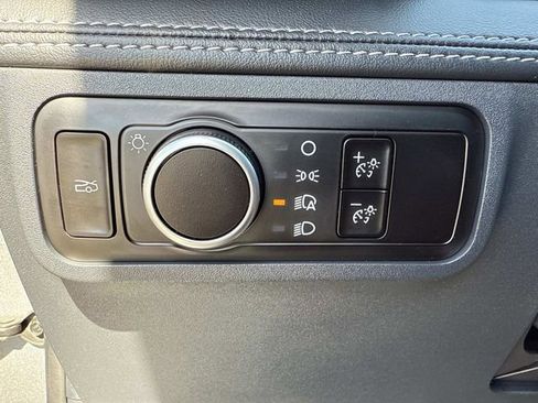 Used 2025 Ford Mustang Premium w/ Wheel & Stripe Package image 32