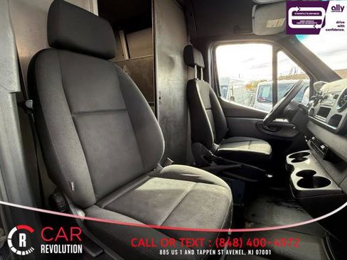 Used 2019 Mercedes-Benz Sprinter 170 image 31