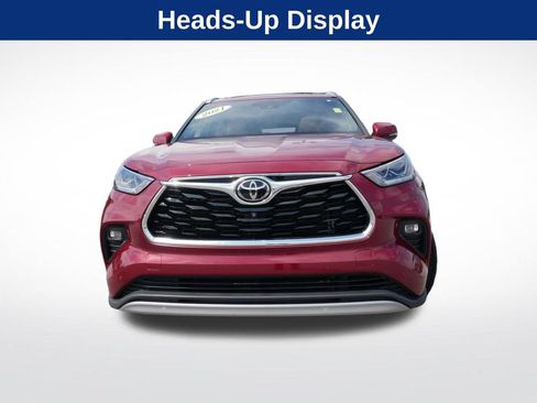 Used 2021 Toyota Highlander Platinum FWD image 11