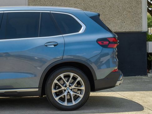 Used 2024 BMW X5 sDrive40i w/ Premium Package RWD image 13