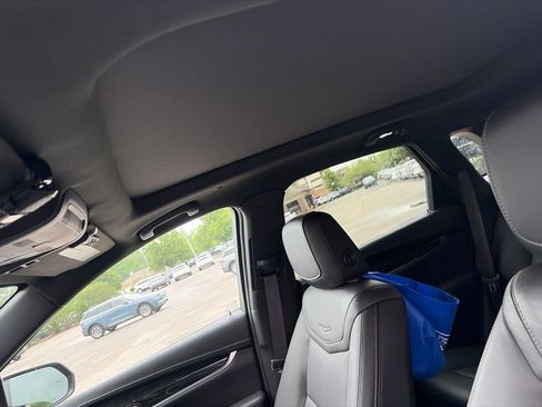 Used 2021 Cadillac XT5 Premium Luxury AWD/4WD image 6
