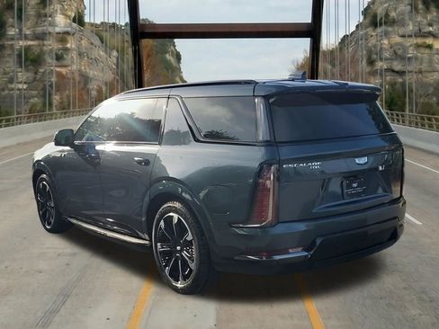 New 2026 Cadillac Escalade IQL Sport 2 AWD/4WD image 9