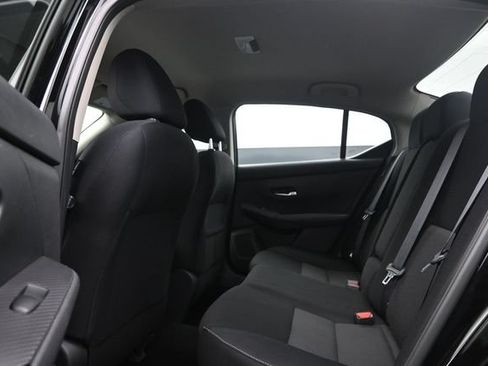 Used 2020 Nissan Sentra SV FWD image 11