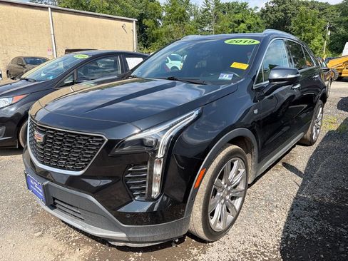 Used 2019 Cadillac XT4 Premium Luxury w/ Enhanced Visibility Package AWD/4WD image 2
