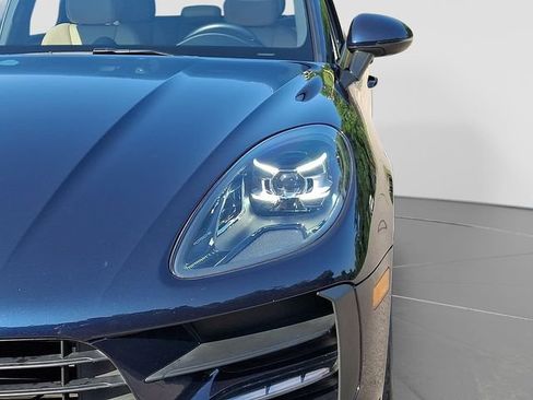 Used 2019 Porsche Macan AWD/4WD image 11