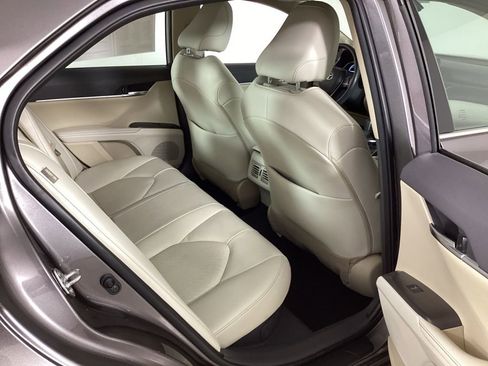 Used 2023 Toyota Camry XLE w/ Navigation Package FWD image 37