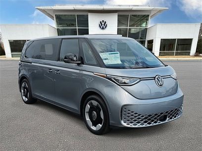 New 2025 Volkswagen ID. Buzz Pro S