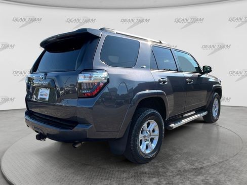 Used 2021 Toyota 4Runner SR5 Premium w/ Moonroof Package AWD/4WD image 7