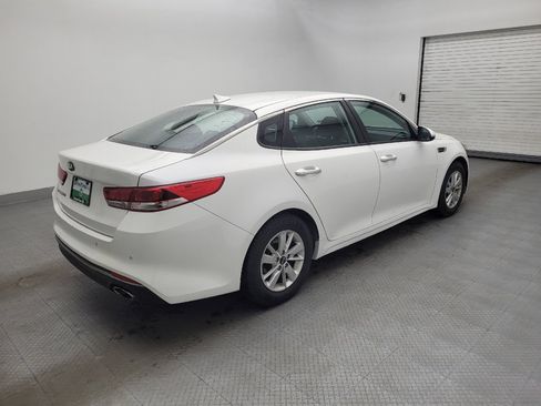 Used 2018 Kia Optima LX image 10
