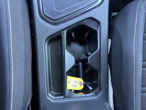 Used 2024 Volkswagen Tiguan S image 21