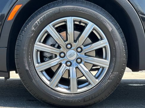 Used 2023 Cadillac XT4 Premium Luxury FWD image 25