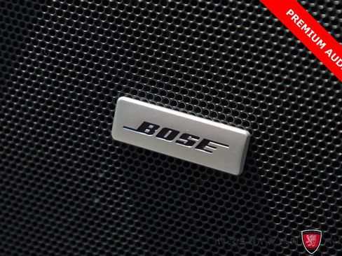 Used 2023 Chevrolet Traverse Premier w/ Redline Edition FWD image 14