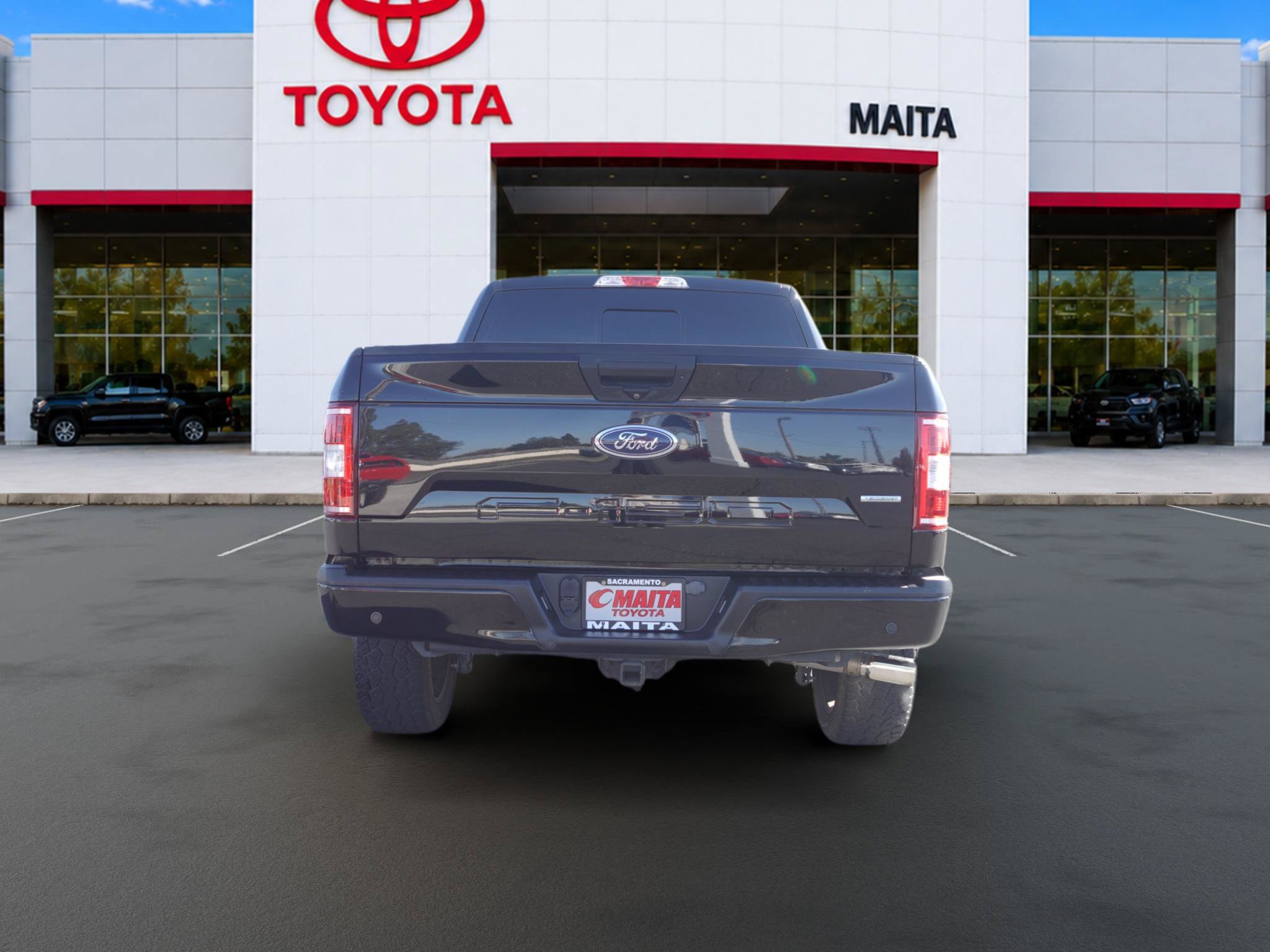 Used 2019 Ford F150 XLT w/ Equipment Group 302A Luxury AWD/4WD image 4