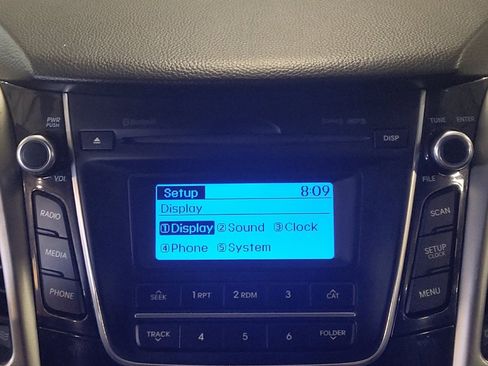 Used 2016 Hyundai Elantra GT image 25