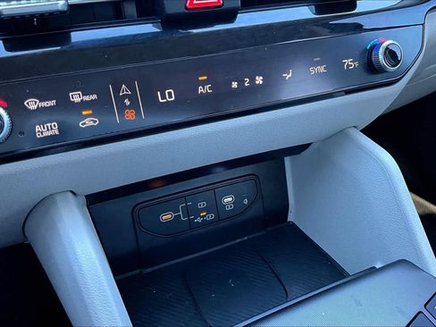 Certified 2026 Kia Sportage EX image 52