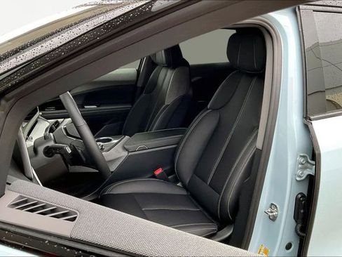 New 2026 Cadillac Optiq Sport 1 image 10