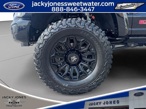 New 2026 Ford F250 Lariat w/ Black Appearance Package AWD/4WD image 9