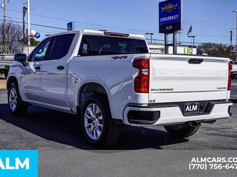 Used 2024 Chevrolet Silverado 1500 Custom image 8