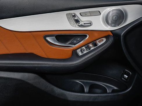 Used 2021 Mercedes-Benz GLC 300 4MATIC Coupe image 21