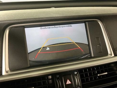 Used 2020 Kia Optima Premium image 19